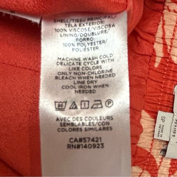 Loft Floral Smocked Midi Skirt Womens Size SP Soft Orange Lined Flowy Breezy - Picture 9 of 9